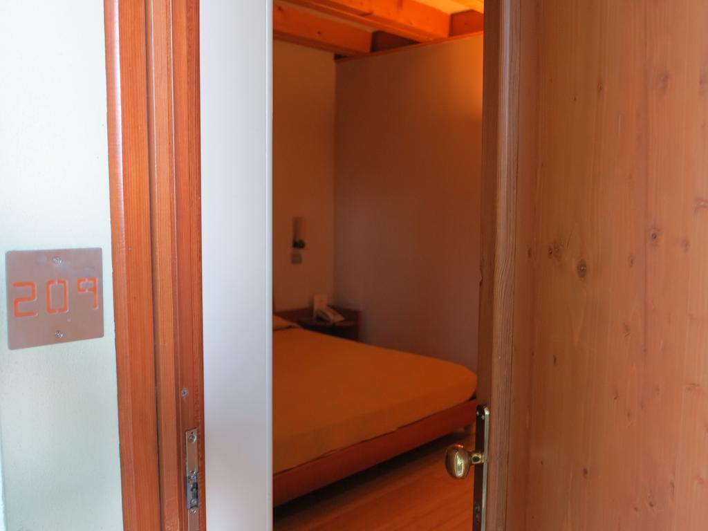 Hotel Della Torre 1850 폰테 산 마르코 객실 사진