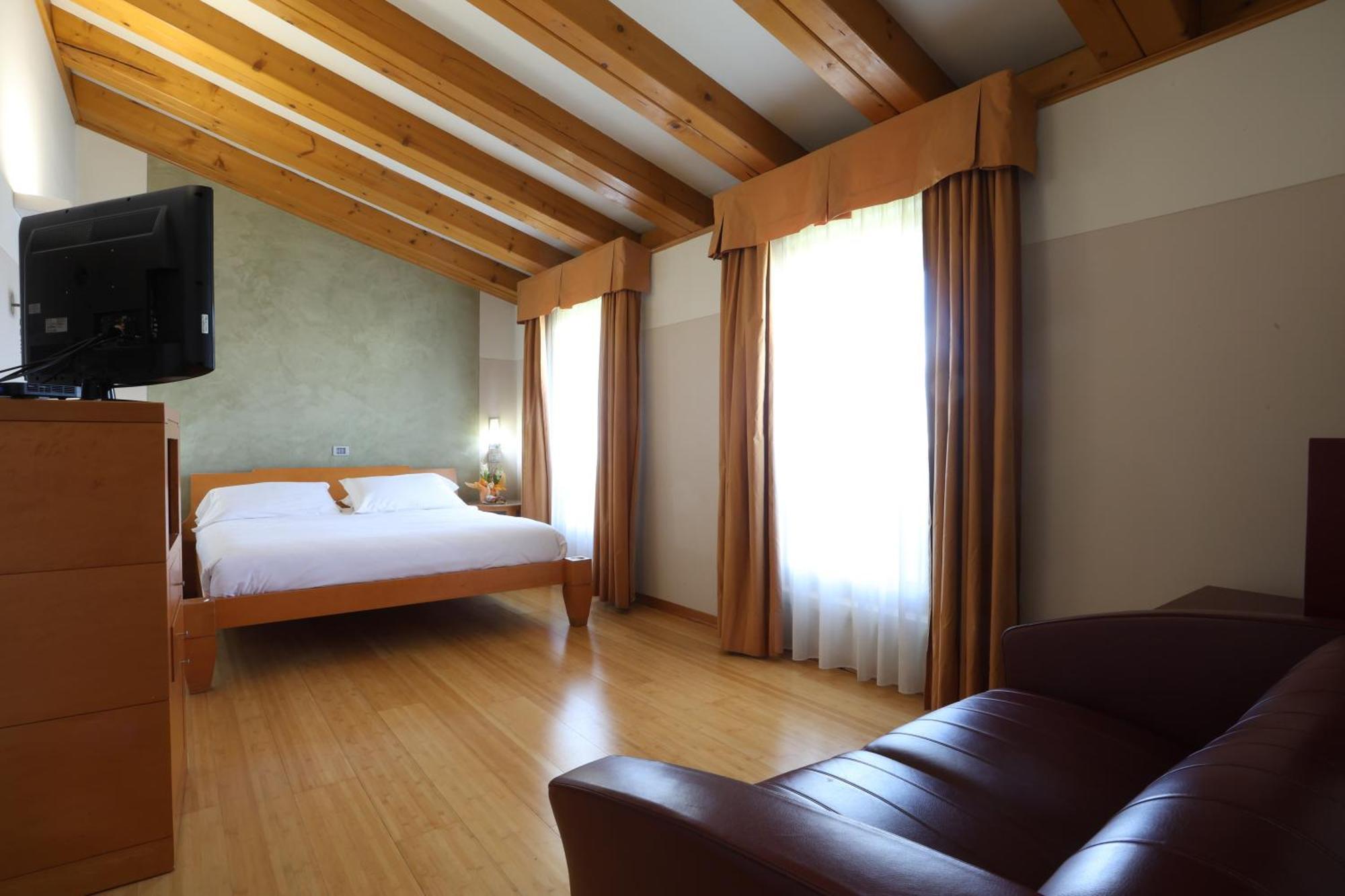Hotel Della Torre 1850 폰테 산 마르코 외부 사진