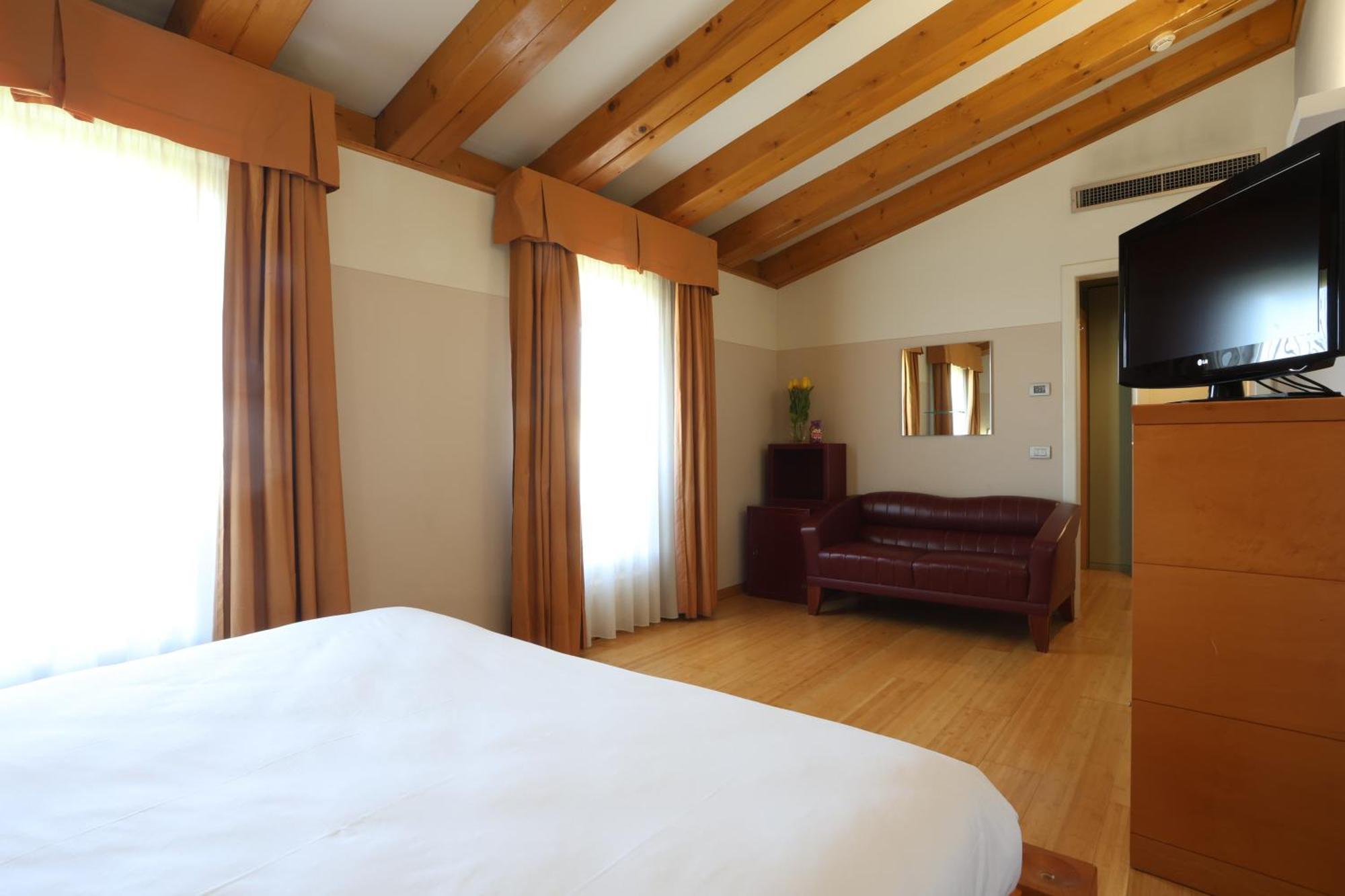 Hotel Della Torre 1850 폰테 산 마르코 외부 사진